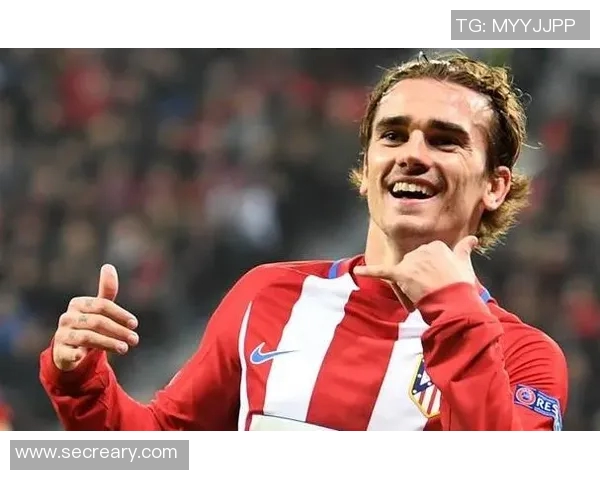 梅西温馨瞬间与孩子亲密互动展现足球巨星的柔情一面 梅西温馨瞬间与孩子亲密互动展现足球巨星的柔情一面